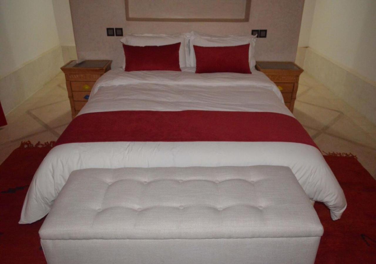 Kasr Tin Hinane Hotel เมอร์ซูกา ภายนอก รูปภาพ